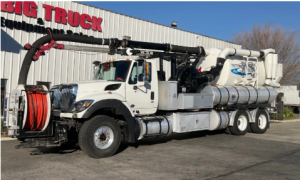  7600 Vactor 2100 Plus Hydro Excavation Vacuum Truck 2016 model 